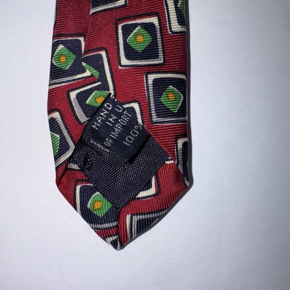 Lands’ End 100% Silk Tie Red Geometric Print Hand Sewn USA Vintage Mens Necktie - Picture 4 of 5